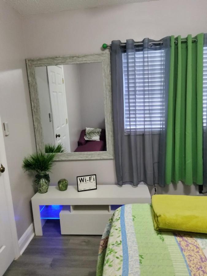 Beautiful Apartment Close To Everything Τάμπα Εξωτερικό φωτογραφία