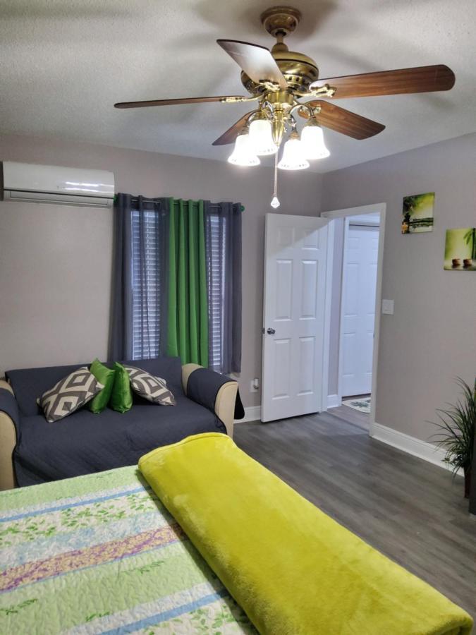 Beautiful Apartment Close To Everything Τάμπα Εξωτερικό φωτογραφία