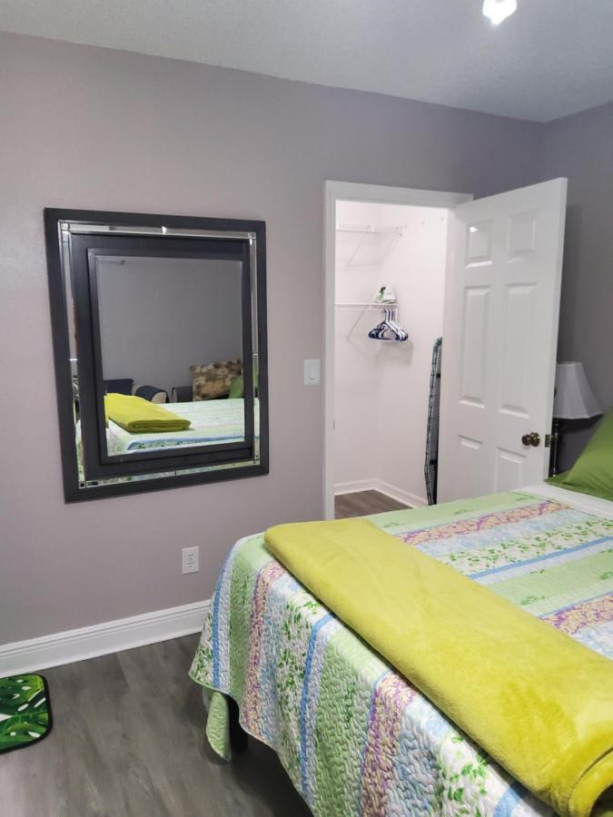 Beautiful Apartment Close To Everything Τάμπα Εξωτερικό φωτογραφία